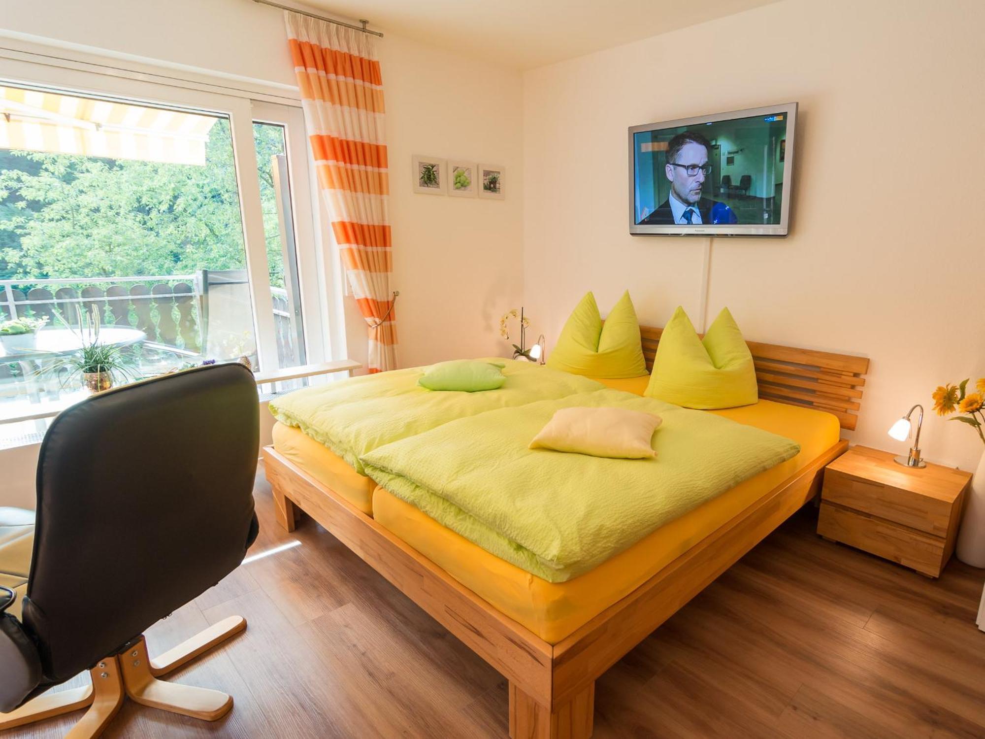 Ferienwohnung Sonnenschein Bad Herrenalb Esterno foto