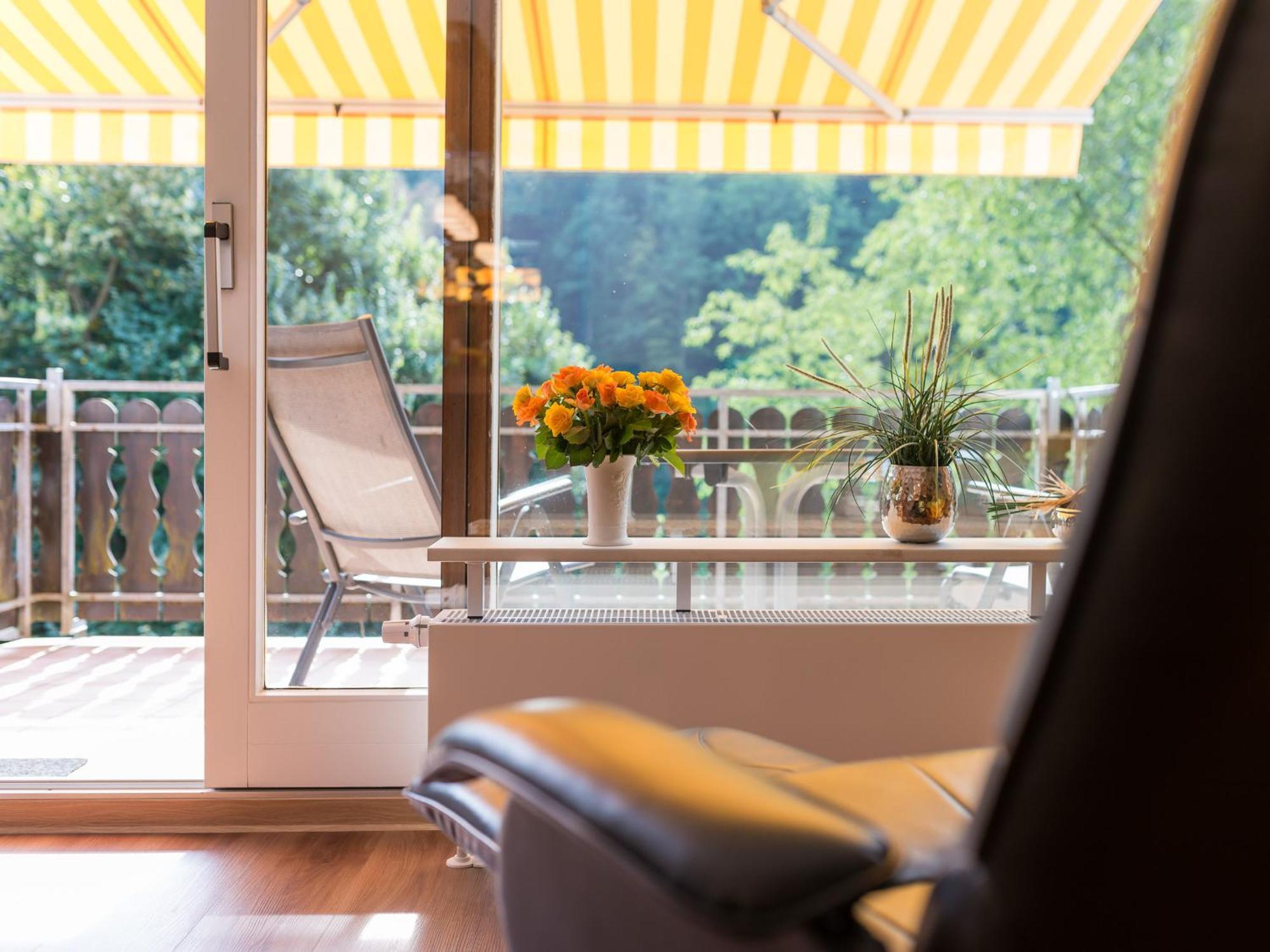 Ferienwohnung Sonnenschein Bad Herrenalb Esterno foto